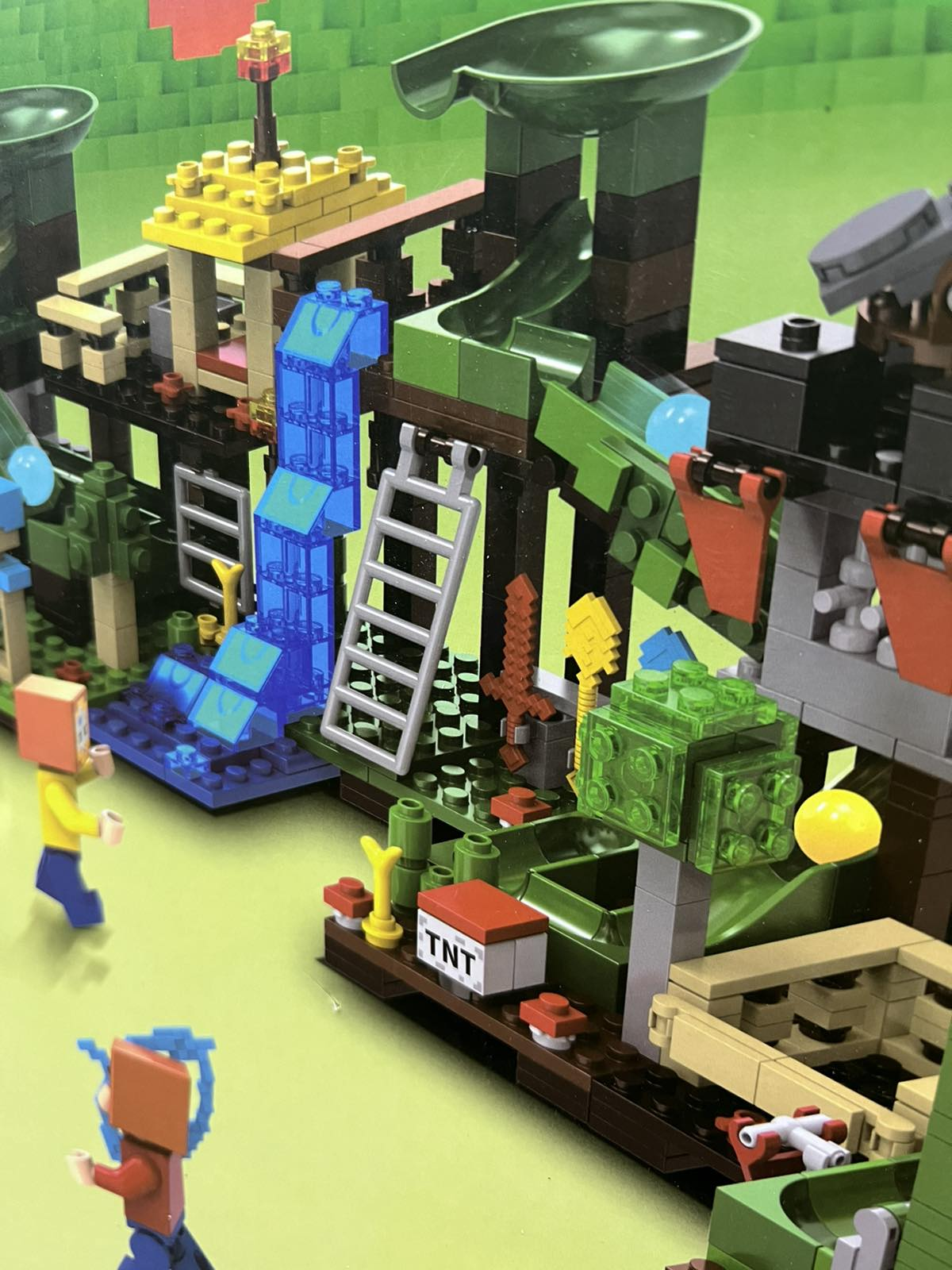 Конструктор лего My WORLD 410 деталей Lego