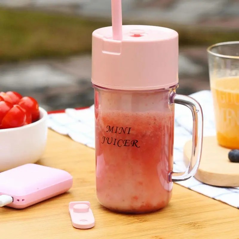 Портативний кухоль – блендер Juicing cup LL-898 · Міні соковитискач на акумуляторі для коктейлів та смузі · USB зарядка